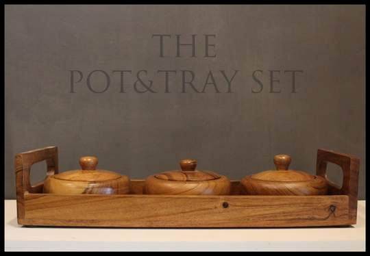 HANDYFINER SERVING JARS WITH TRAY II WOODEN REFRESHMENT JARS II WOODEN HANDICRAFTS